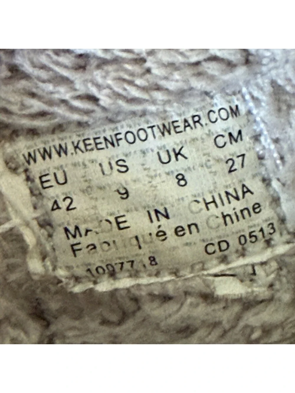 KEEN Cush Howser Men's 9 Quilted Slippers Slip-On Fleece Lined Camp Shoes Hike